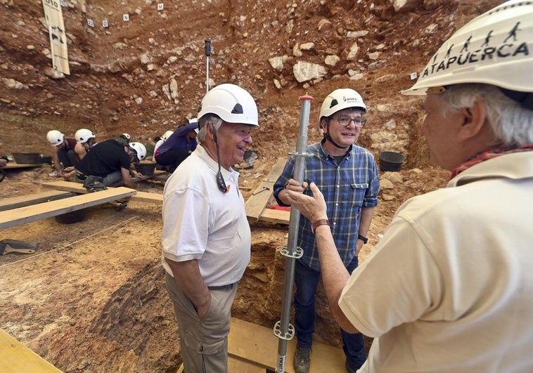 La Fundación Atapuerca recibirá la colección de libros y revistas de