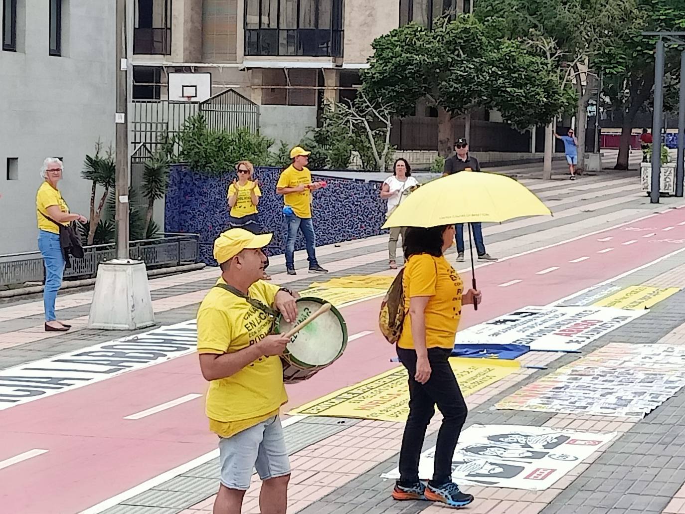 Los trabajadores temporales mantienen la presión para ser fijos