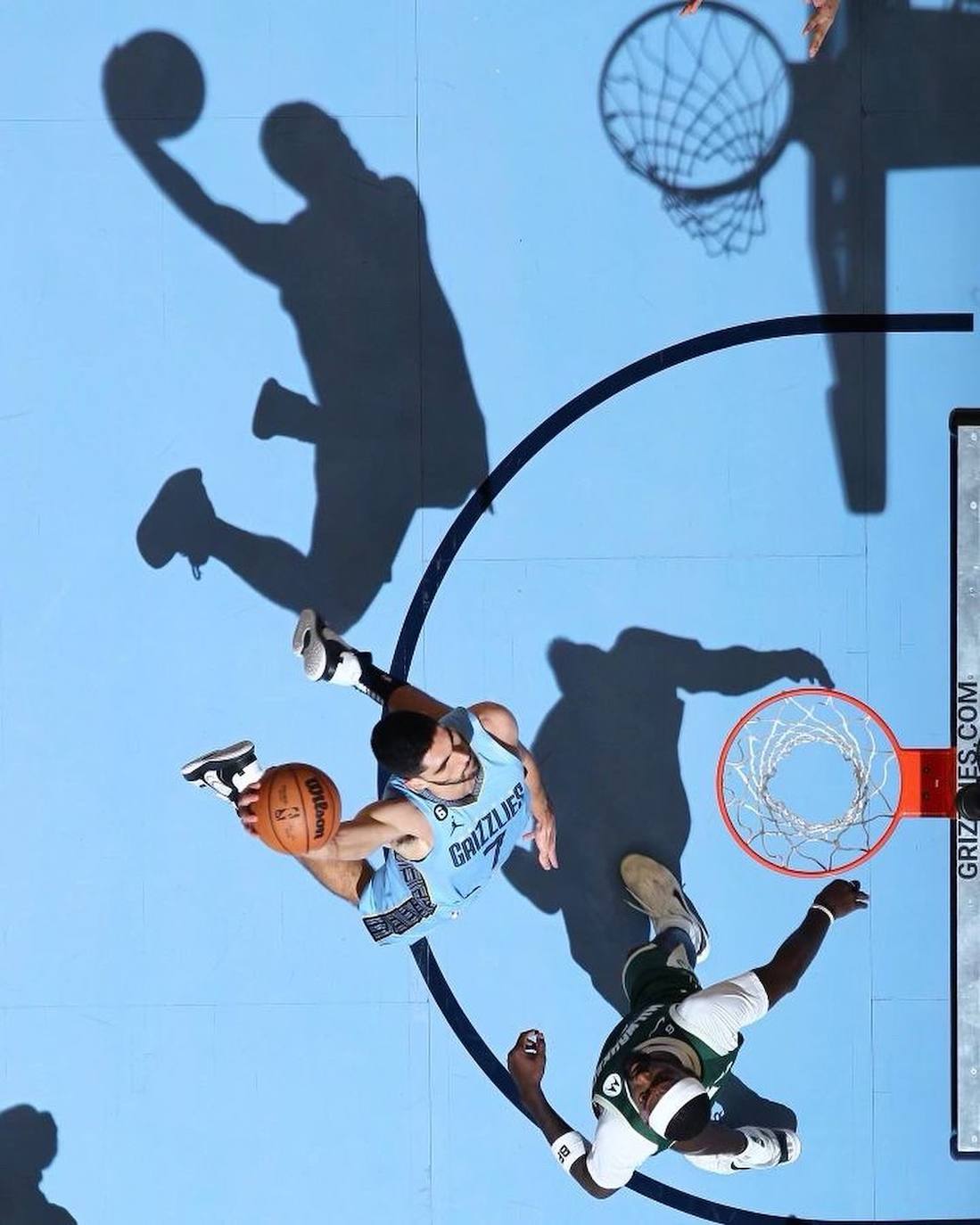Santi Aldama celebra su 22 cumpleaños consolidado en la NBA