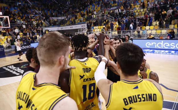 Directo | Gran Canaria - Monbus Obradoiro