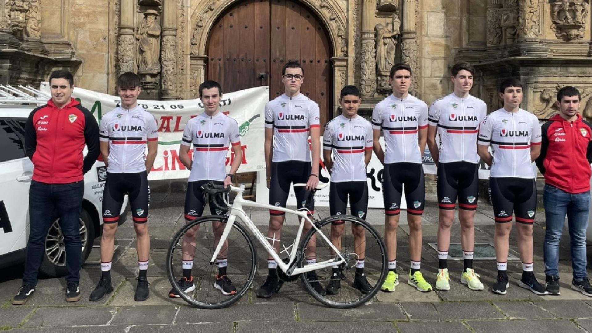 Oñati Las txapelas del campeonato de Gipuzkoa cadete de ciclismo en