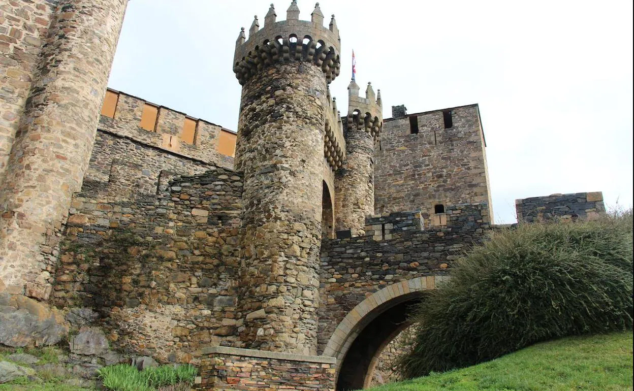 Ponferrada Amplia Los Horarios Y Actividades En El Castillo Y Los