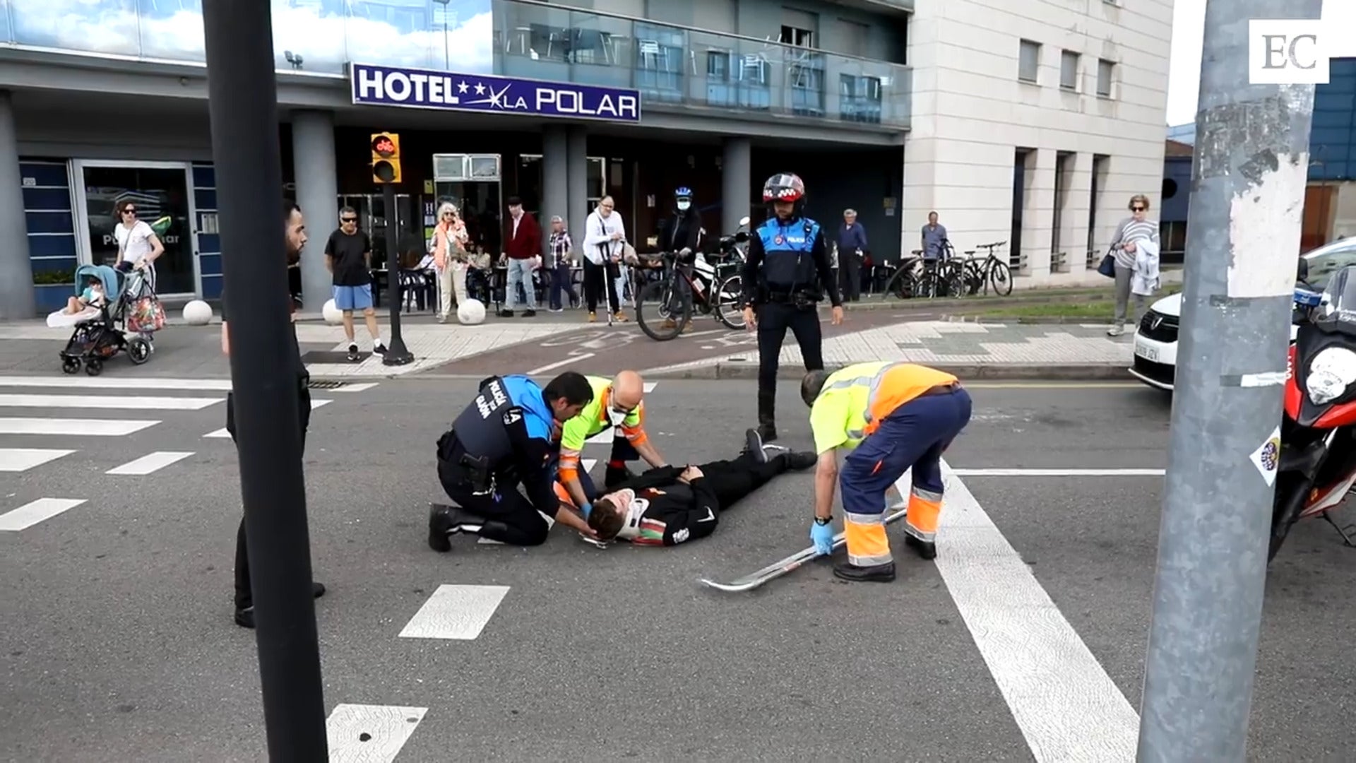 Accidente De Un Motorista En La Avenida Jos Manuel Palacio El