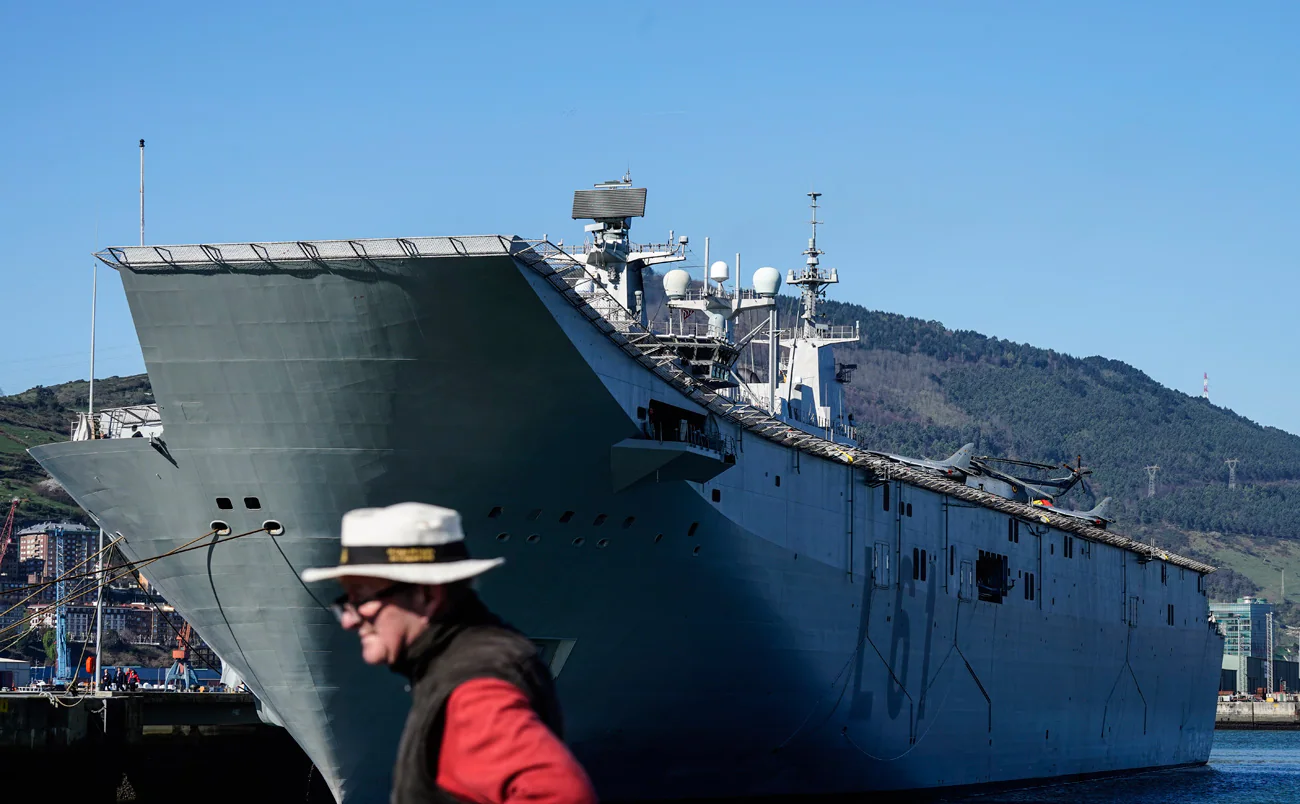 Fotos El Portaaviones Juan Carlos I Llega A Getxo El Correo