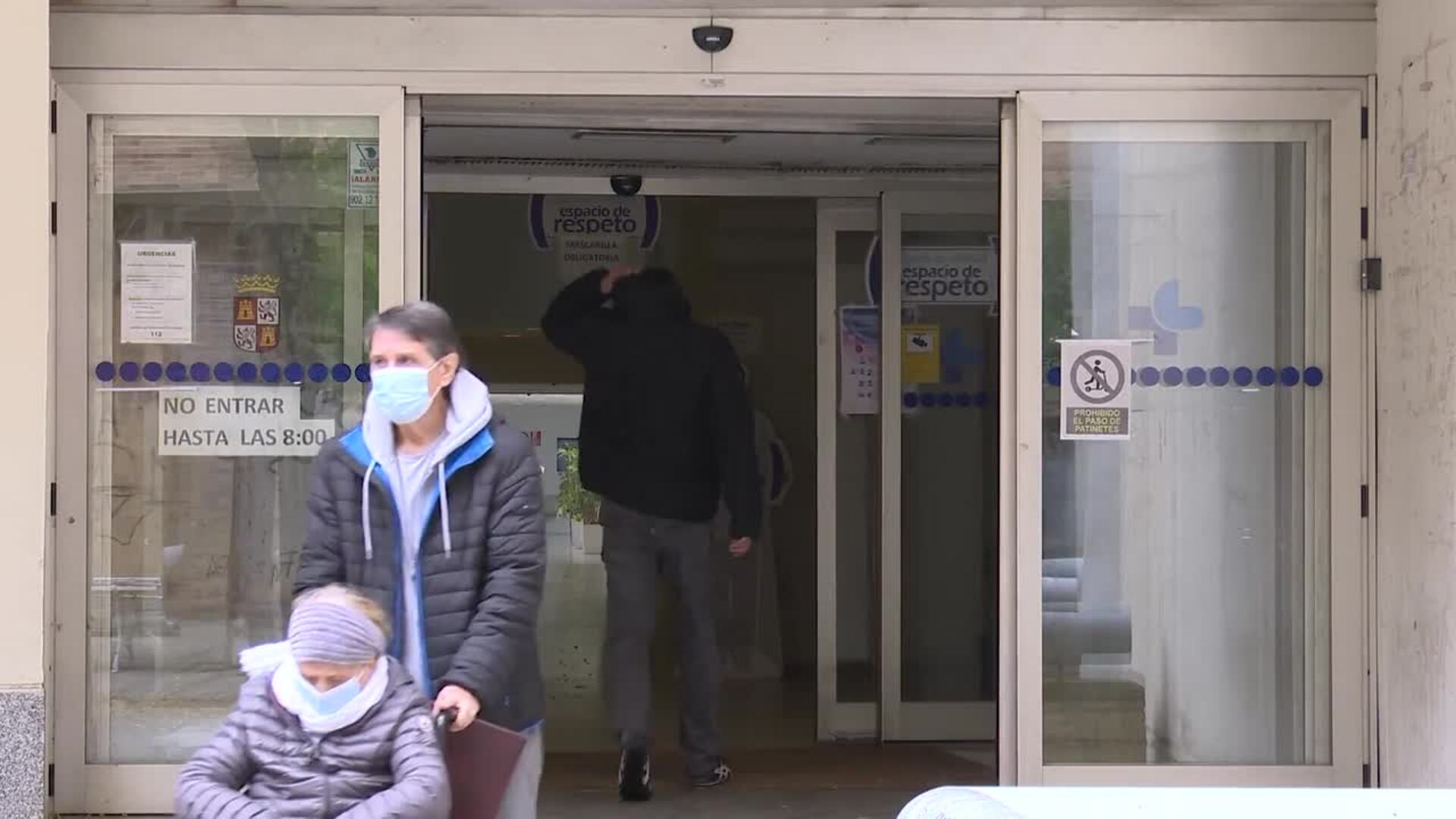 Las mascarillas dejarán de ser obligatorias en hospitales y farmacias