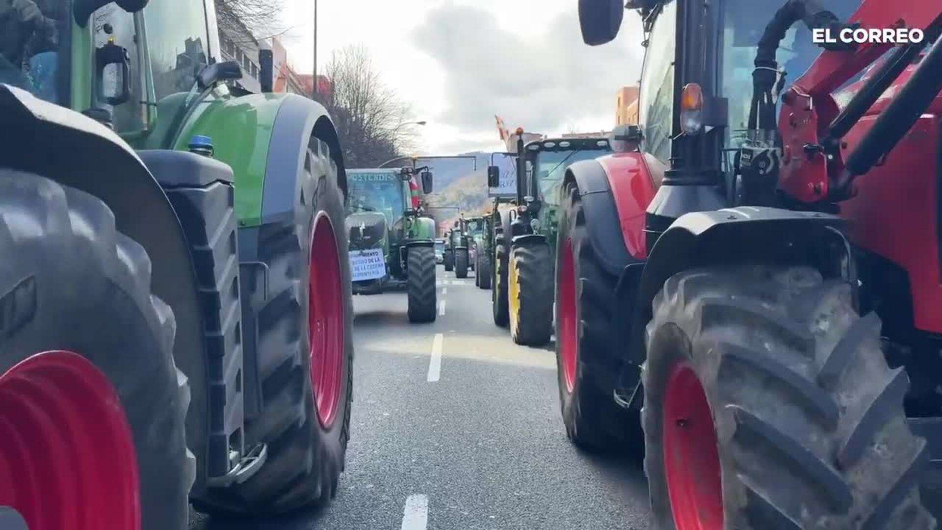 As Ha Sido El Paso De La Tractorada Por Gran V A El Correo