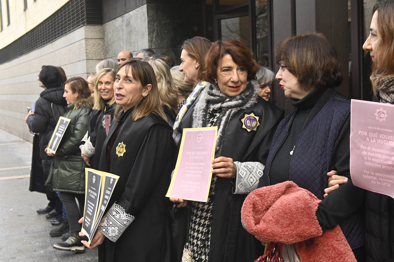 Fotos Los Letrados De Justicia Amenazan Con Una Huelga Indefinida El