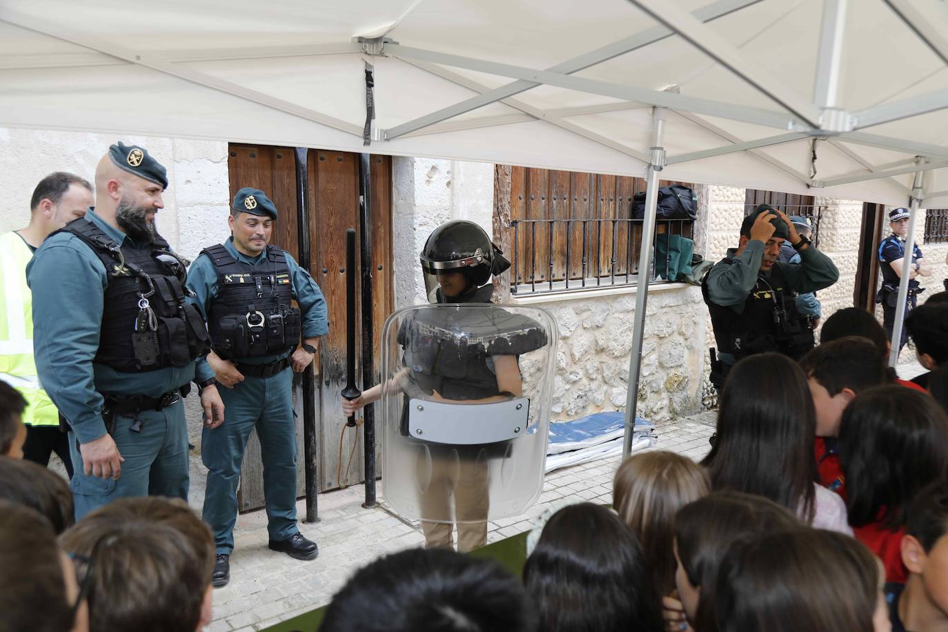 Pe Afiel Acoge La Exhibici N De Medios De La Guardia Civil El Norte