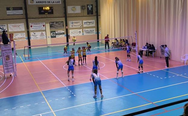 El equipo infantil del club de voleibol arroyano logra su pase a cuartos de final