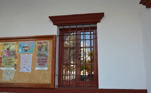 El Ayuntamiento repartirá las acciones pertenecientes al regadío y a las placas solares