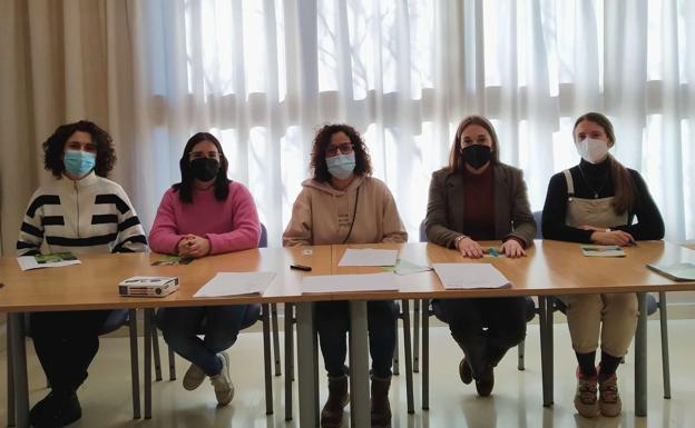 La Escuela de Familias de Fundación ASMI impartirá 12 talleres para familiares de personas con deterioro cognitivo
