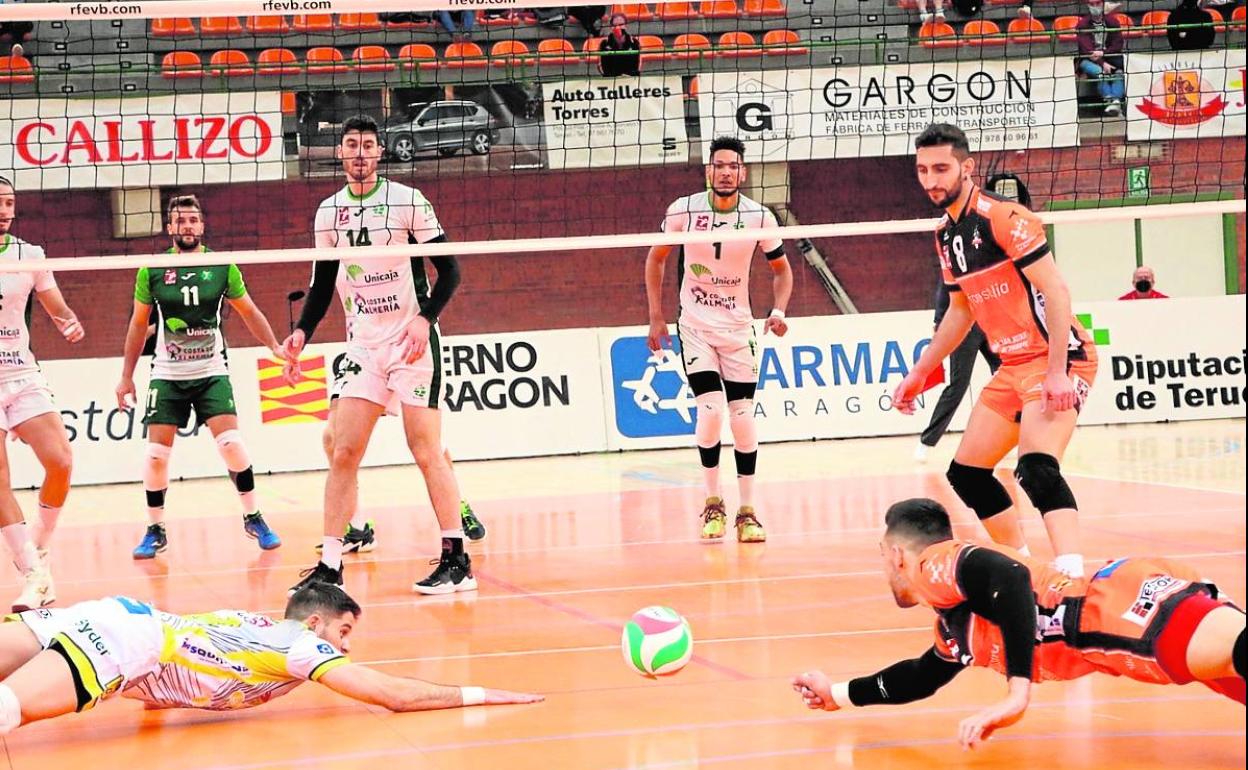 Voleilbol Superliga masculina Unicaja Costa de Almería visita en