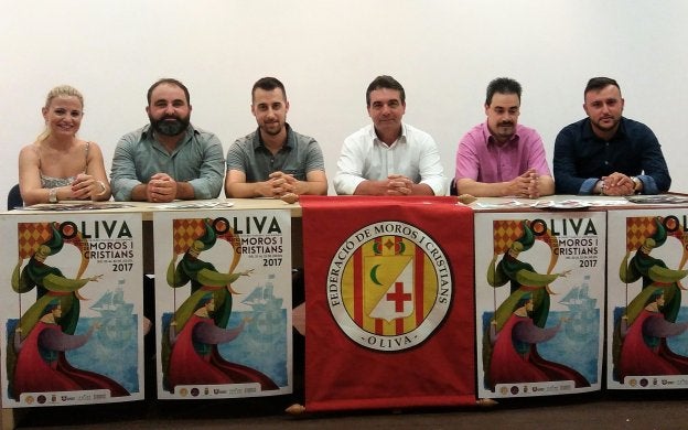 Los Moros Y Cristianos De Oliva Aumentan Sus Participantes Las Provincias