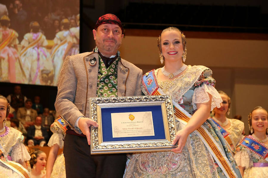 Fotos de la exaltación de las falleras mayores de la Agrupación