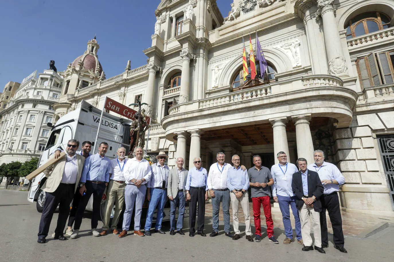 San Cristobal 2023 Los Camioneros Salen A Las Calles De Valencia Para