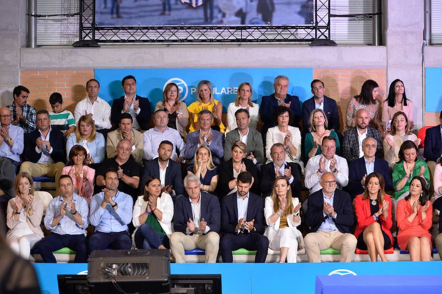 Fotos El Pp Presenta Las Candidaturas Municipales En Un Mitin Cargado