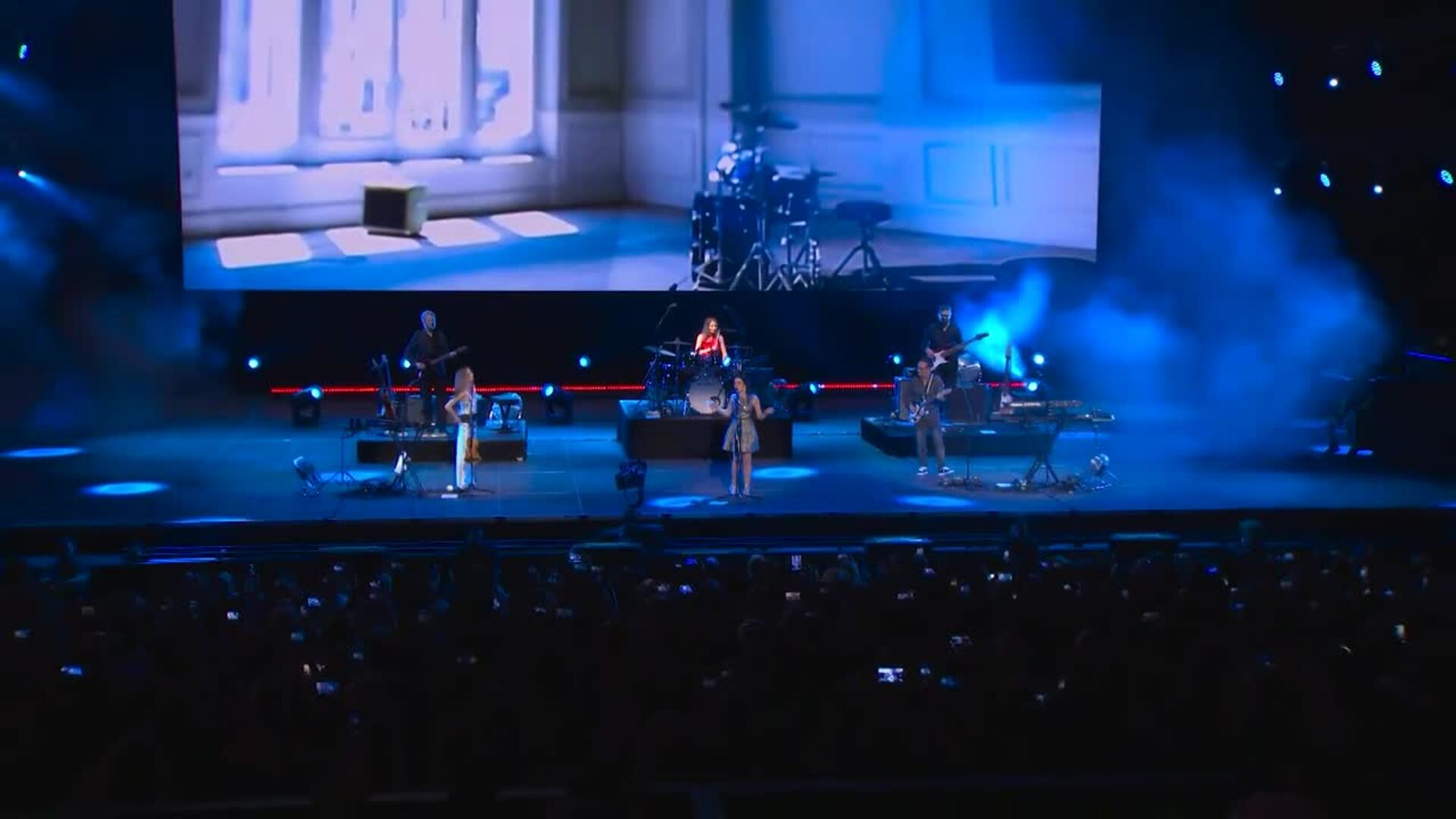 The Corrs Hace Vibrar A Su P Blico En El Primero De Sus Dos Conciertos