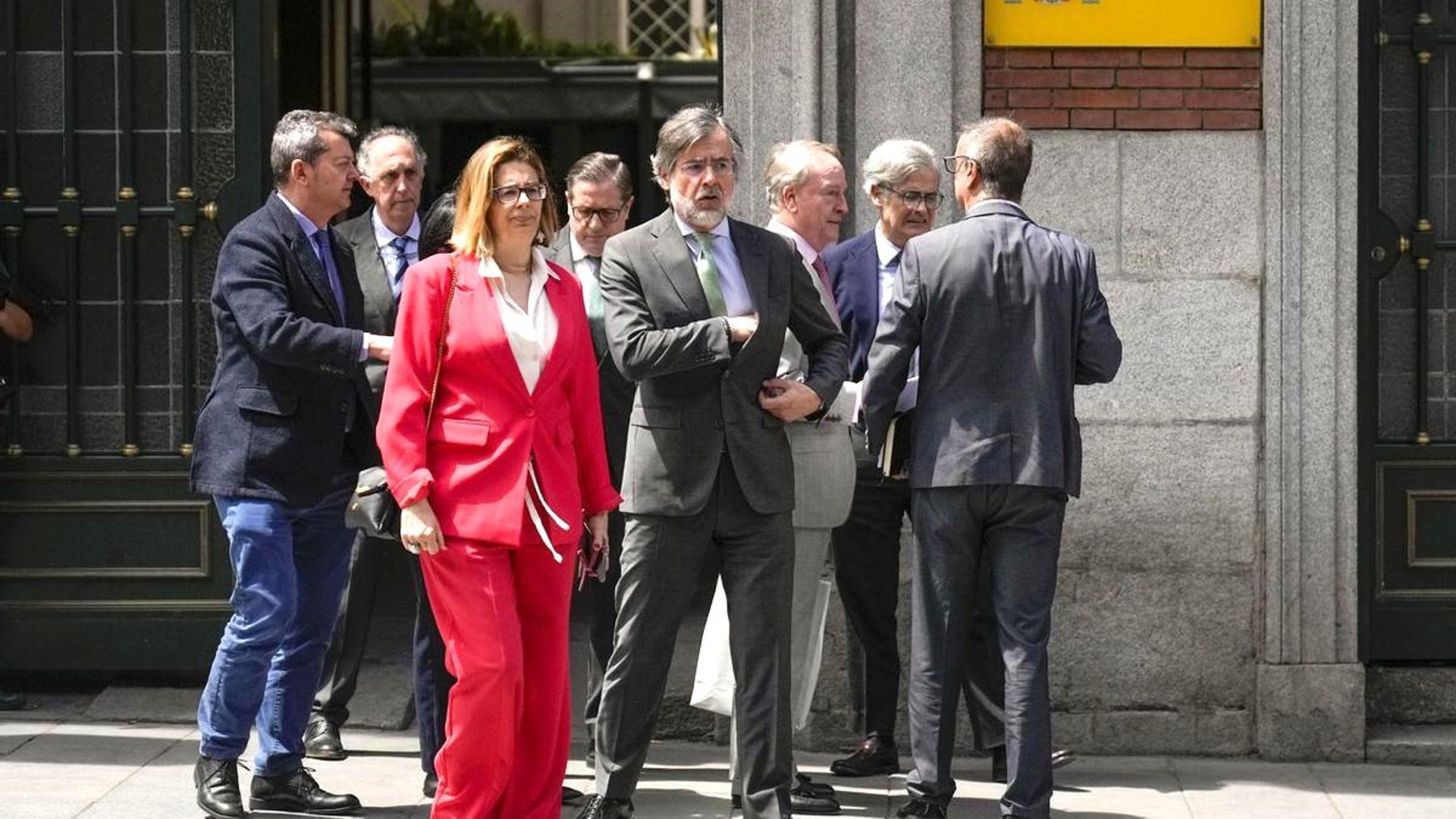 Jueces y fiscales llegan divididos a la tercera reunión con el Gobierno