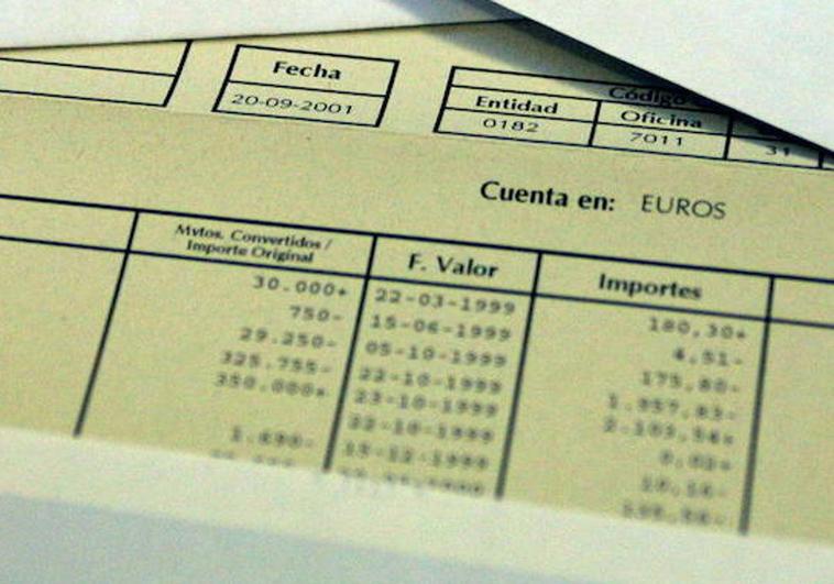 Elude cinco años de cárcel por el reparto de 60.000 euros de su tía