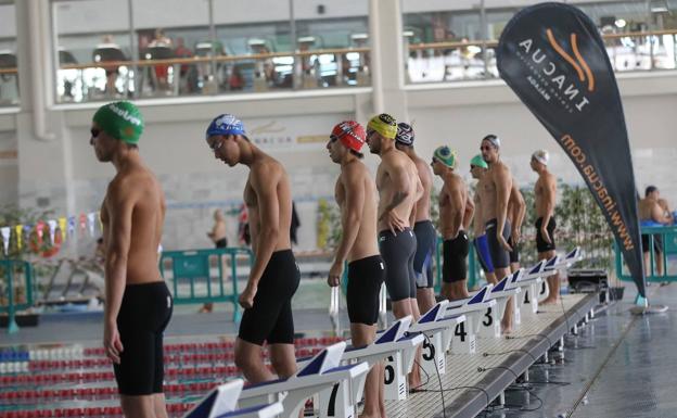 A partial roof collapse puts Spanish swimming championship in danger
