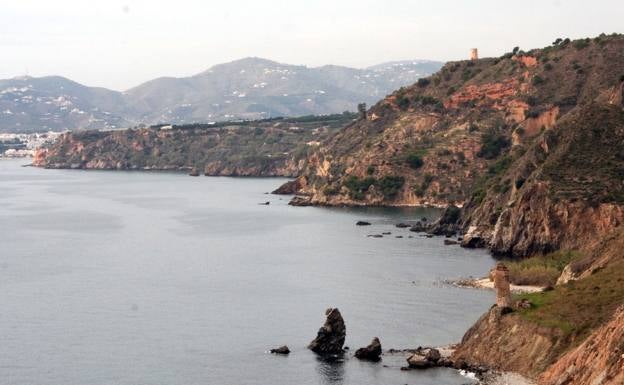 Beach in Andalucía is handed first 'black flag' in Spain for sun cream contamination