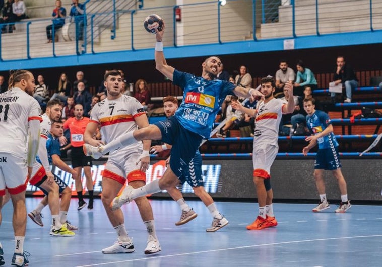 Otro adiós en el TM Benidorm: Iker Serrano anuncia su retirada