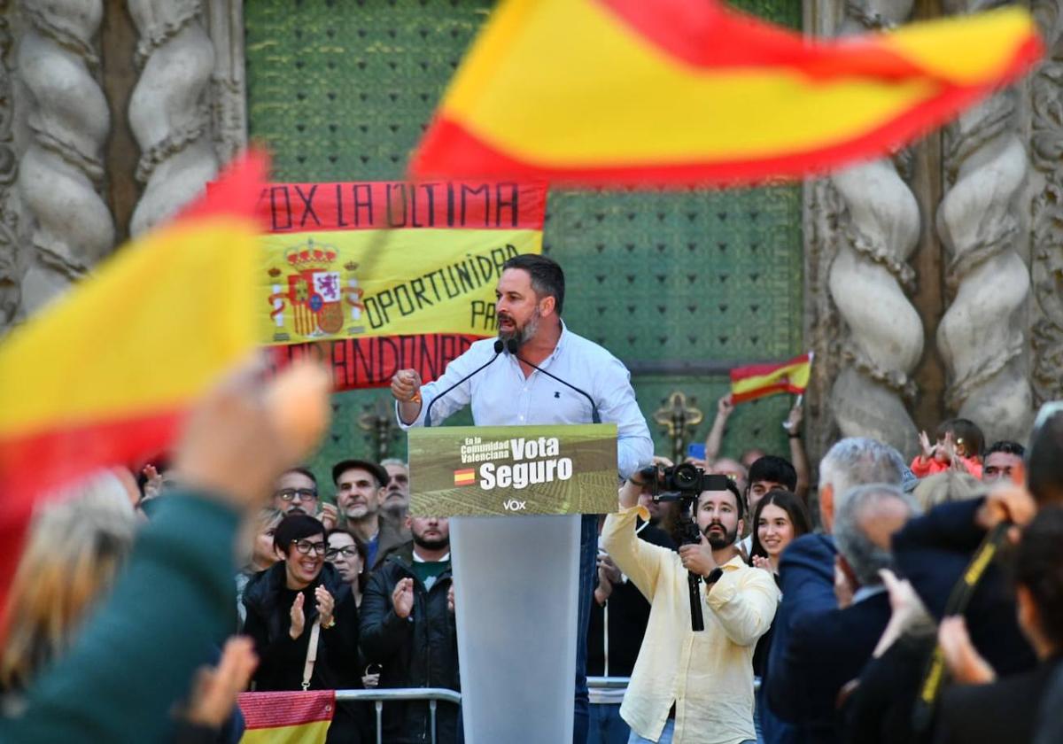 Abascal Acusa A S Nchez De Comprar Votos Con Las Ayudas Anunciadas En