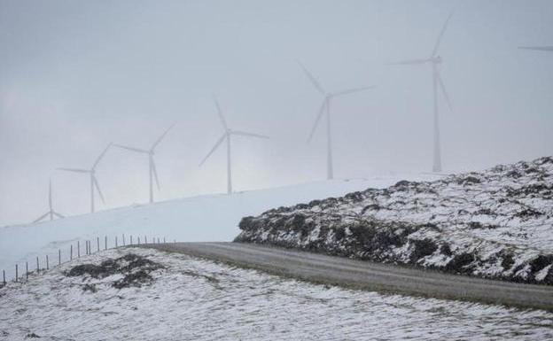 El frío pone en riesgo a una docena de comunidades autónomas