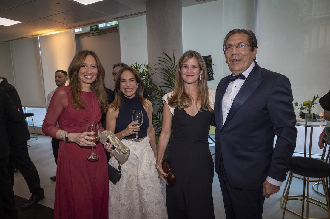La directora de cine Paula Ortiz Álvarez, la escritora Paula Torres Gorozarri, María José Fuenteálamo, columnista de ABC, y Enrique Arnaldo, magistrado del Tribunal Constitucional