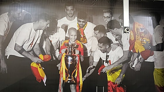 La selección busca inspiración en María, la princesa del fútbol que murió de un sarcoma