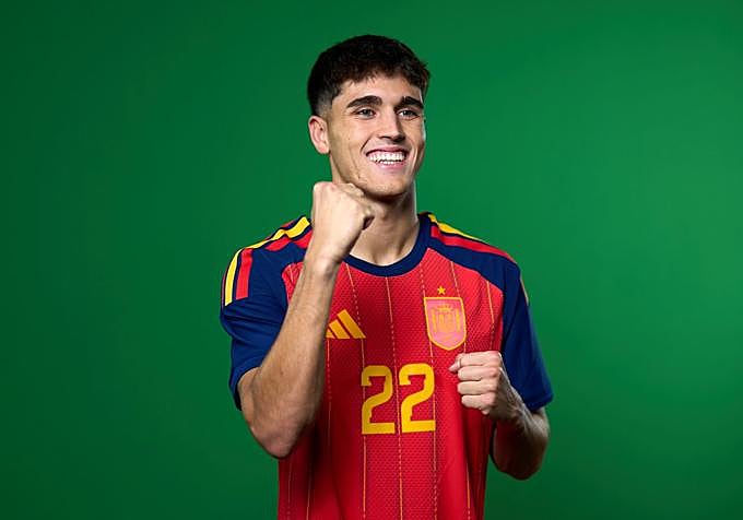 Cubarsí: “Dövme yaptırmadan da futbolcu olabilirsiniz”