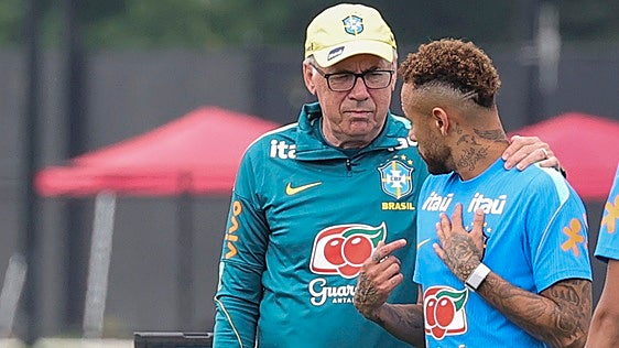 Neymar, un invitado más en la fiesta de Haaland y Vinicius: «Ayudar también es estar en el banquillo»