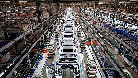 Stellantis establece alianzas con Dongfeng y JLR para optimizar su negocio en Europa, China y EE.UU.