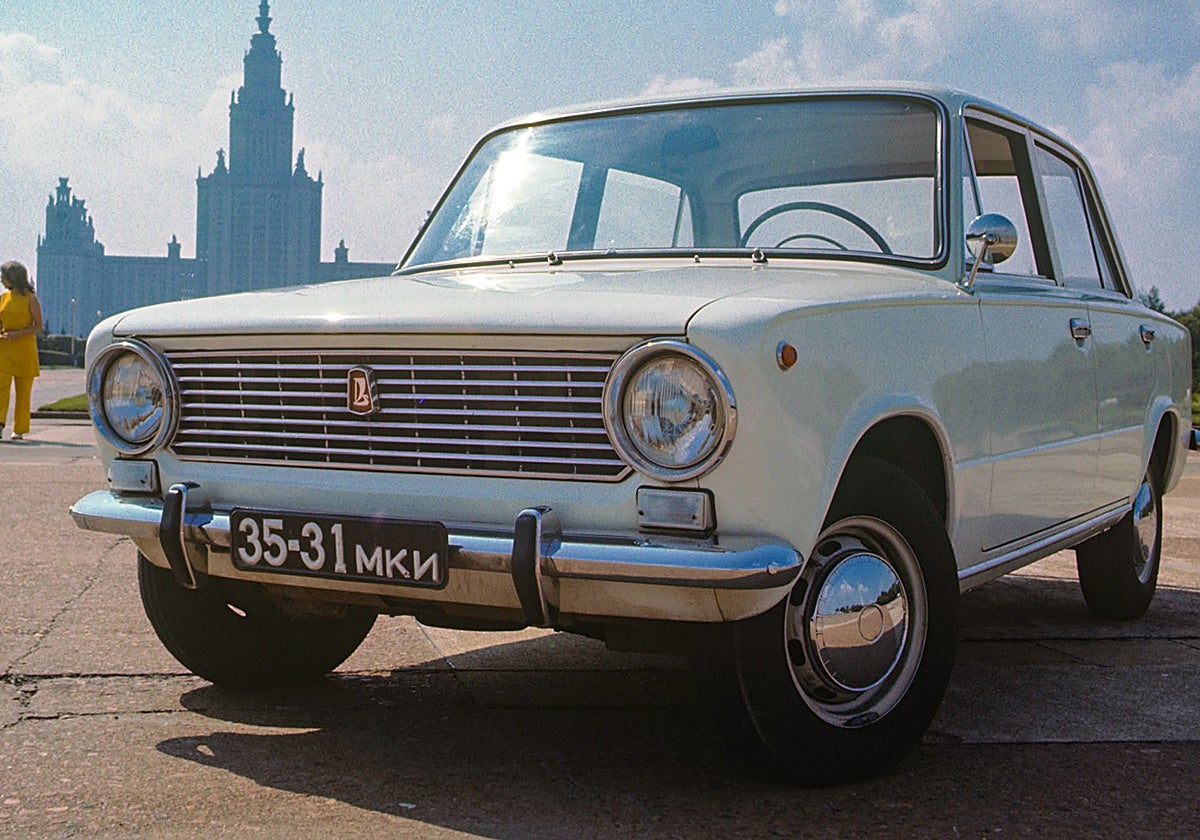 Cuando el Fiat 124 atravesó el Telón de Acero… con permiso de Kennedy y la CIA