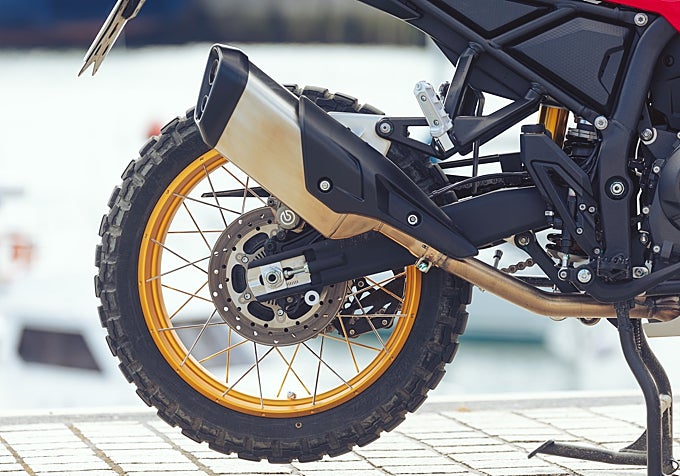 Prueba QJ Motor SRT 450RX