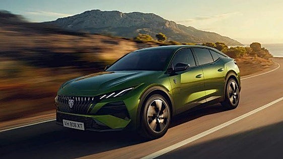 Peugeot 408: el  turismo más diferente y especial