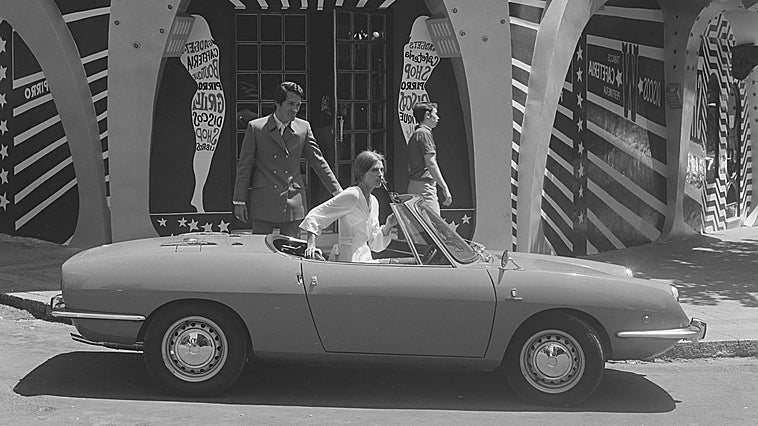 Y en la arena escribí tu nombre: SEAT 850 Spider, «Licencia Fiat»