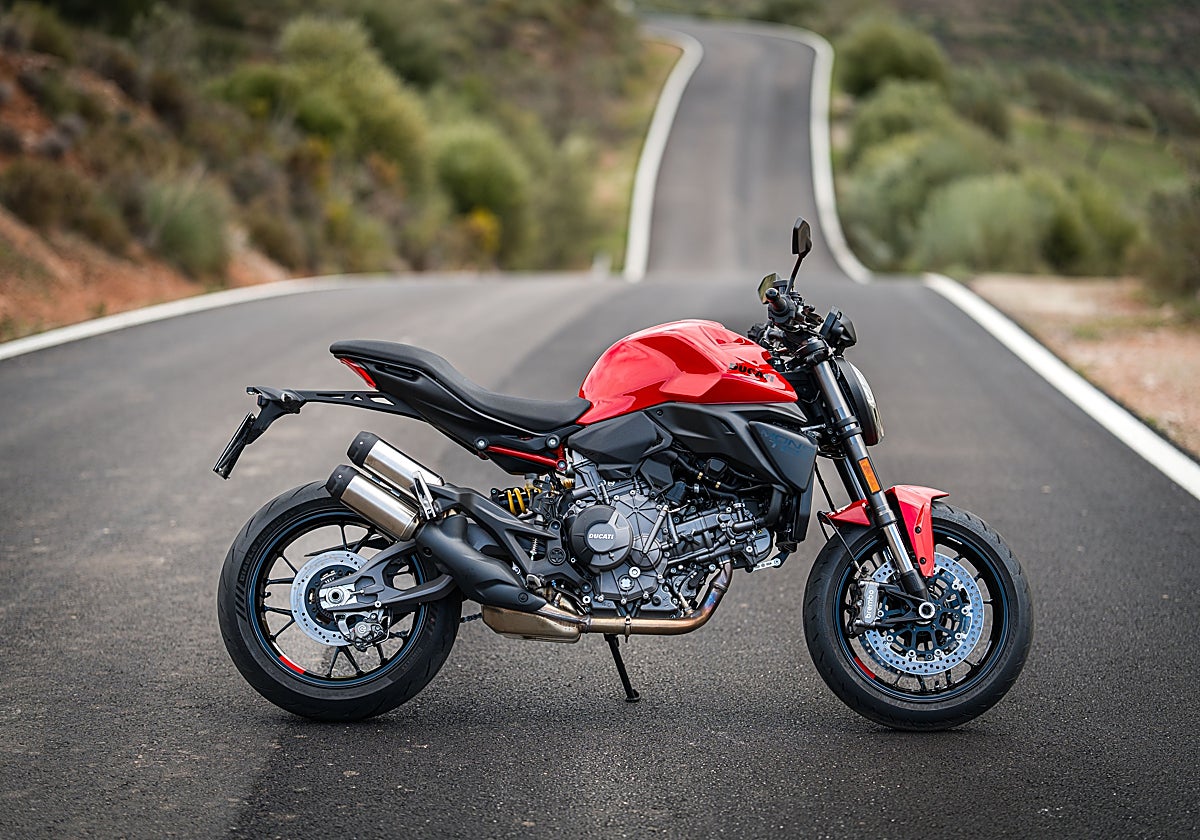 La treintañera Ducati Monster mantiene intacto su «sex appeal» y conquista el Red Dot Design Award 2026