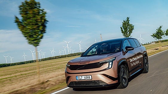 El Skoda Peaq bate récords de movilidad eléctrica rozando los 1.000 km sin parar a cargar