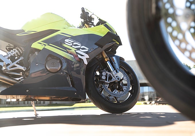 Prueba ZX Moto 500RR 2026