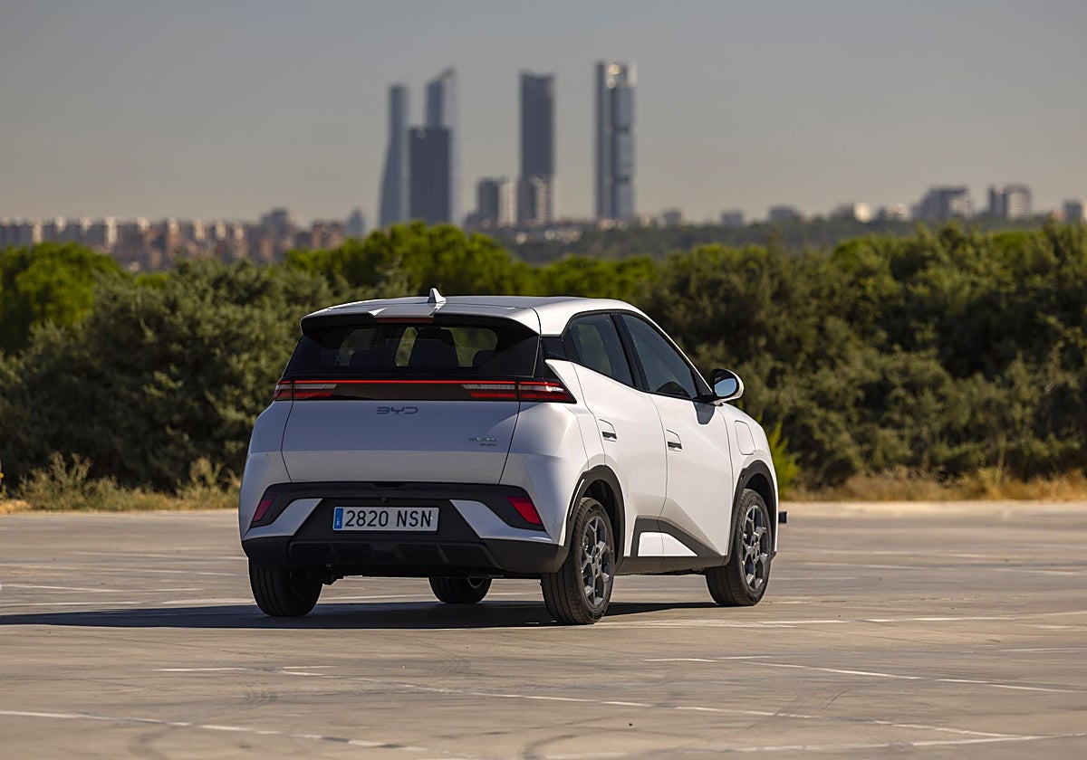El BYD Dolphin Surf 2026 gana versatilidad con la llegada de las cinco plazas y un interior más tecnológico | El Norte de Castilla