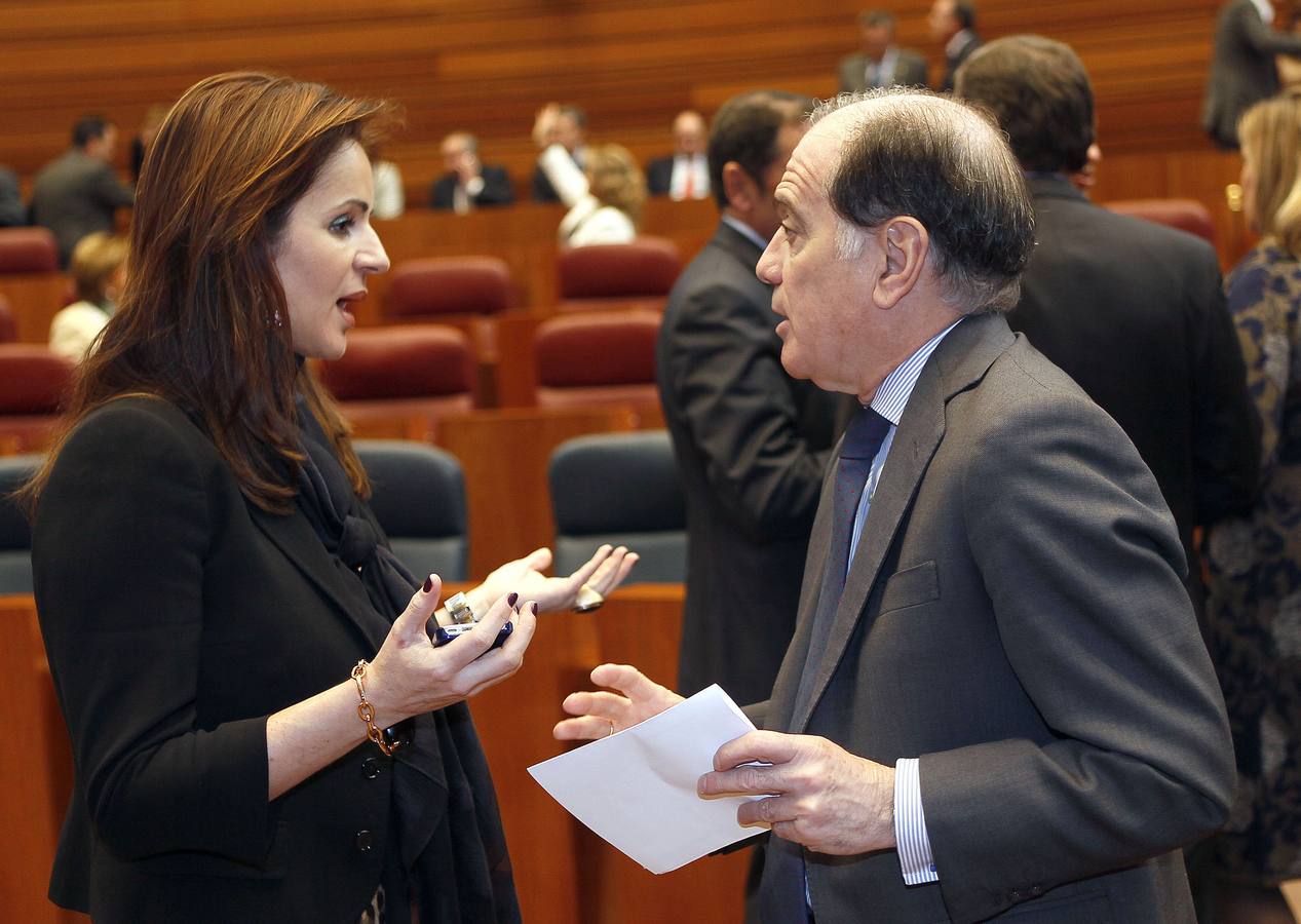 24.02.12 Silvia Clemente y Tomas Villanueva en la celebración del XXIX aniversario del Estatuto de Autonomía de Castilla y Leon en las Cortes.