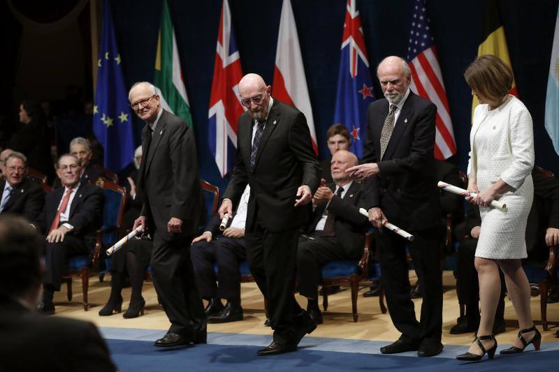 Los Reyes han presidido la ceremonia en el Teatro Campoamor de Oviedo