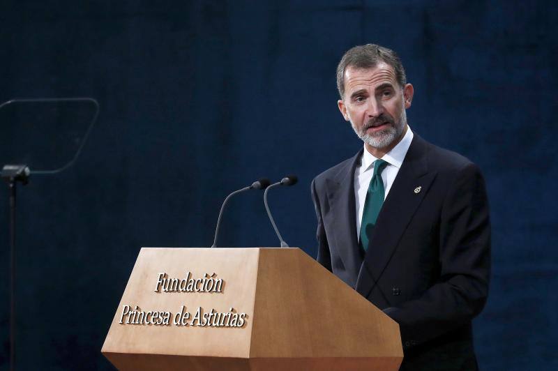 Los Reyes han presidido la ceremonia en el Teatro Campoamor de Oviedo