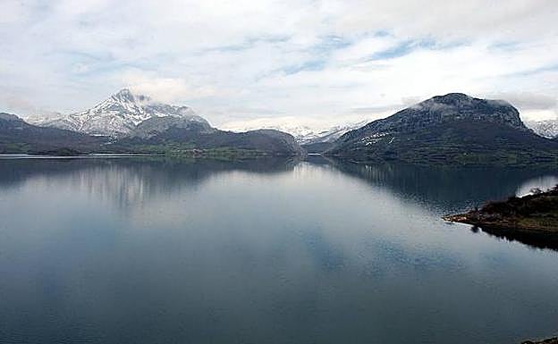 Pantano del Porma (León)