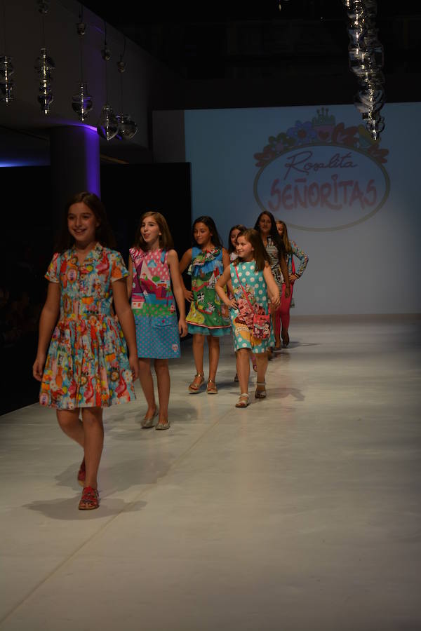 Desfile de Rosalita Señoritas