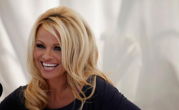 La actriz canadiense Pamela Anderson. 