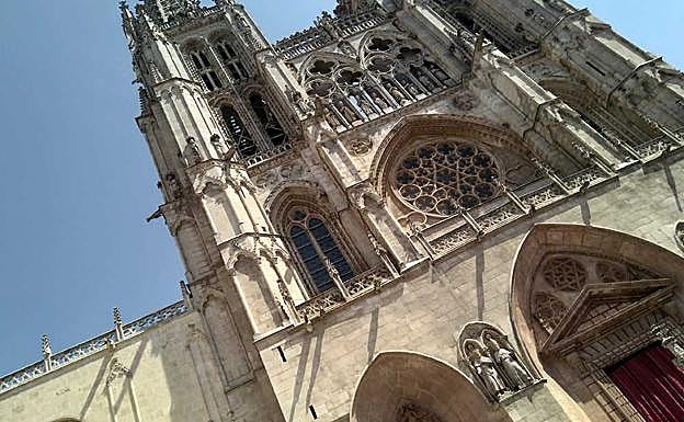 Una de las paradas de la Cruz será la Catedral
