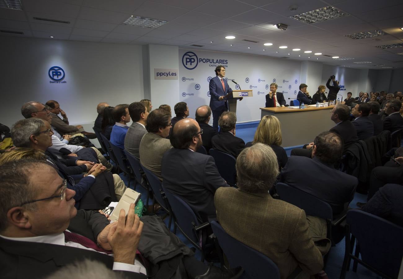 En el encuentro mantenido en la sede autonómica del PP con los líderes de la formación en las nueve provincias y los cargos electos, entre los que se contaba el presidente de la Junta, Juan Vicente Herrera, con buena parte de su equipo, Mañueco ha refrendado el respaldo de los 'populares' castellanos y leoneses al PP de Cataluña