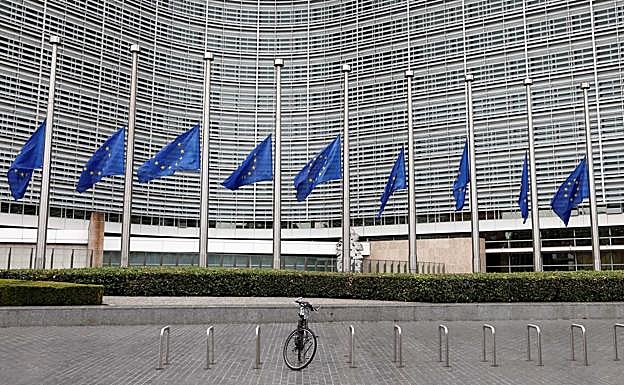 La UE respalda el embargo de armas a Venezuela y abre una puerta a sanciones selectivas